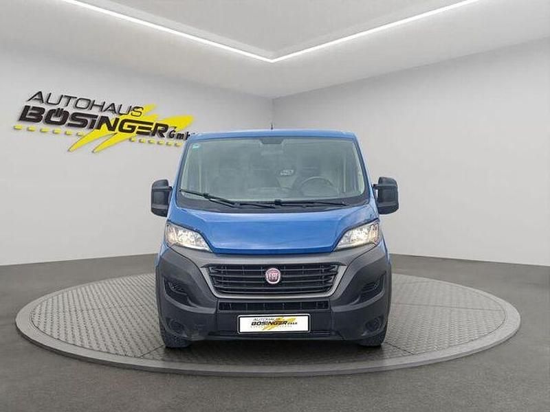 Gebraucht Fiat Ducato 140 PS (102 kW) 2019 Blau Van
