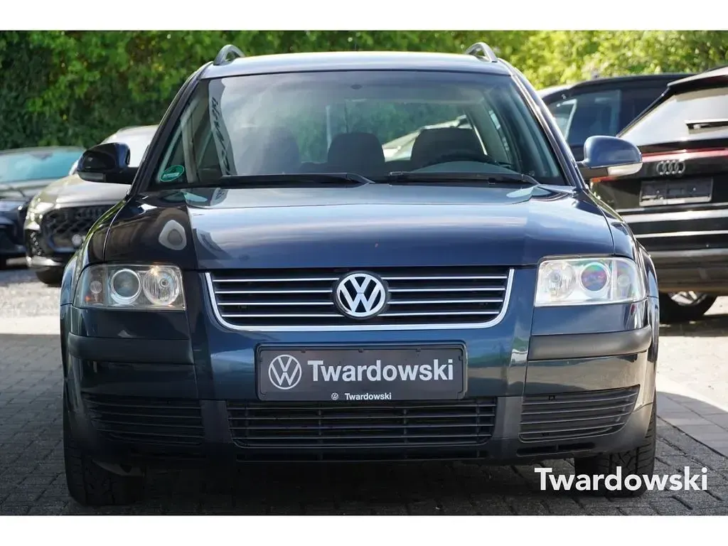 Second-hand VW Passat 102 CP (75 kW) 2004 Albastru Break