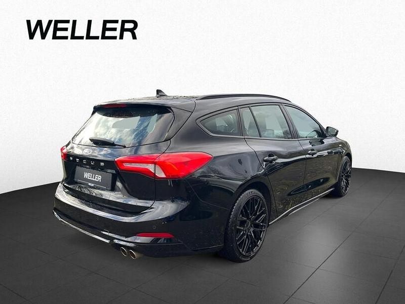 Gebraucht Ford Focus Titanium 151 PS (111 kW) 2019 Schwarz Limousine