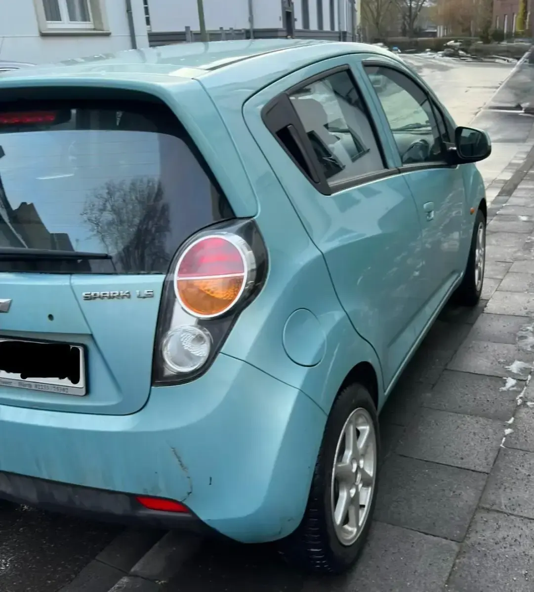 Gebraucht Chevrolet Spark 68 PS (50 kW) 2010 Grün Kleinwagen