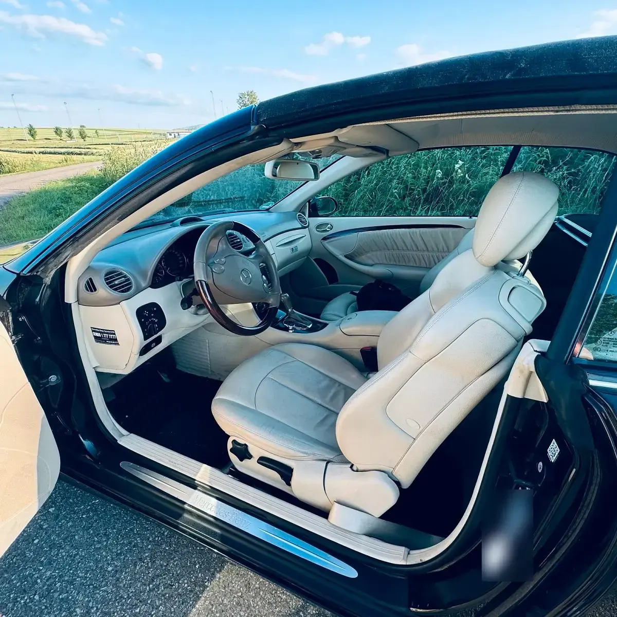 Gebraucht Mercedes CLK320 240 PS (176 kW) 2009 Schwarz Cabrio