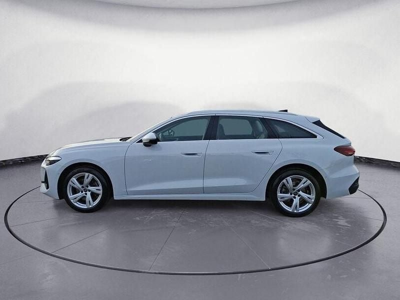 Gebraucht Audi A5 Ambiente 150 PS (110 kW) 2025 Gletscherweiß metallic Coupé