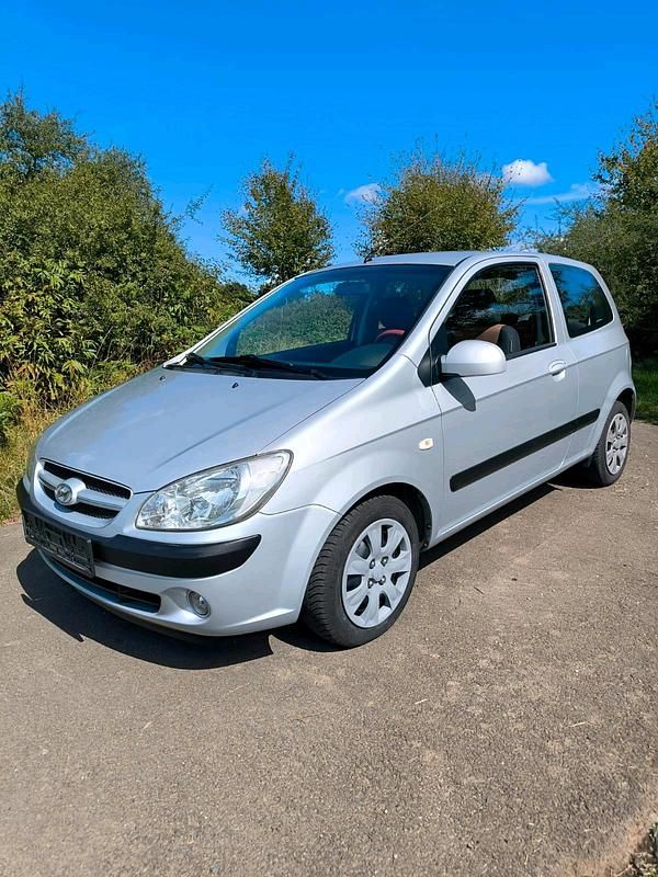 Silber Gebraucht 2006 Hyundai Getz Kleinwagen | 2.150 € (Fairer Preis) - Bild 1/4