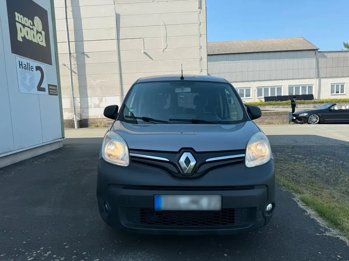 Gebraucht Renault Kangoo 110 PS (80 kW) 2014 Grau Van / Kleinbus