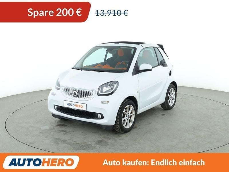 Weiß Gebraucht 2018 Smart ForTwo Cabrio Basis Cabrio | 13.710 € (Fairer Preis) - Bild 1/3