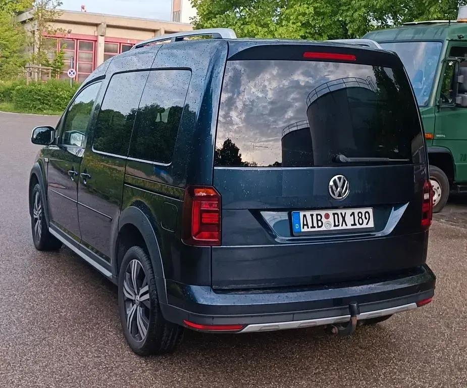 Usado VW Caddy 102 HP (75 kW) 2016 Monovolume
