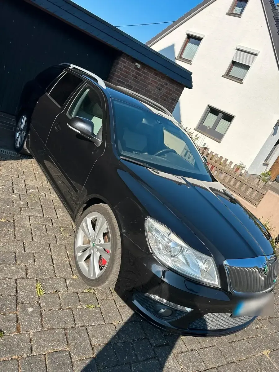 Gebraucht Skoda Octavia vRS 200 PS (147 kW) 2010 Schwarz Kombi