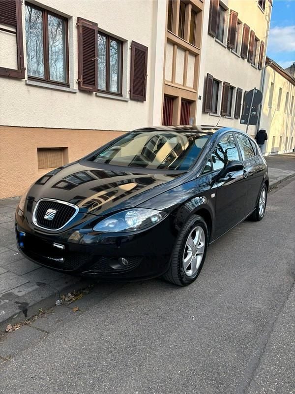 Gebraucht Seat Leon 102 PS (75 kW) 2009 Schwarz Kleinwagen