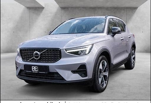 Gebraucht Volvo XC40 Plus 163 PS (119 kW) 2025 Silber SUV