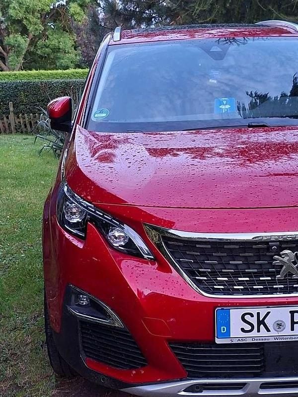 Rot Gebraucht 2020 Peugeot 3008 Allure SUV | 23.000 € (Guter Preis) - Bild 1/4