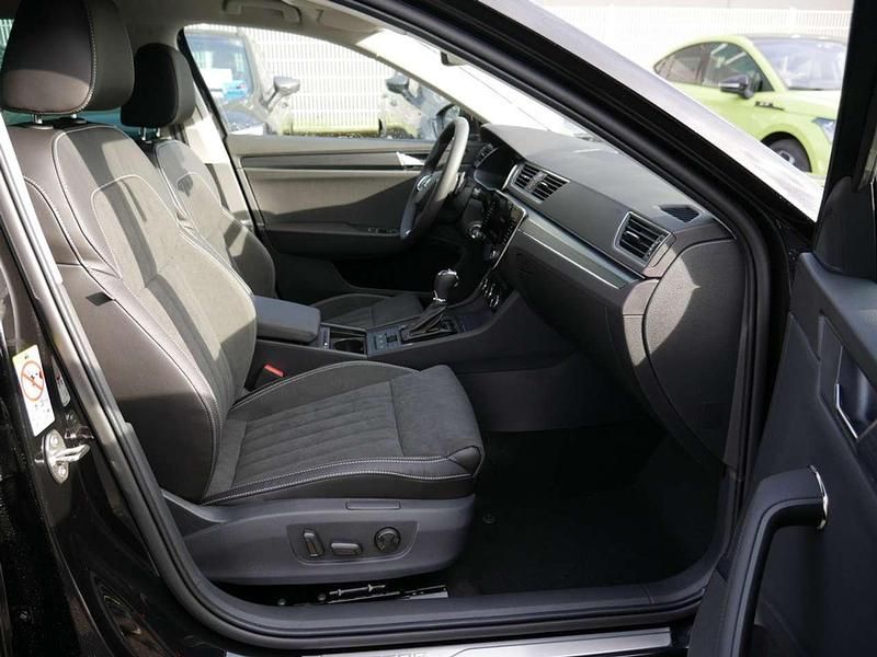 Gebraucht Skoda Superb Style 150 PS (110 kW) 2024 Schwarz Kombi