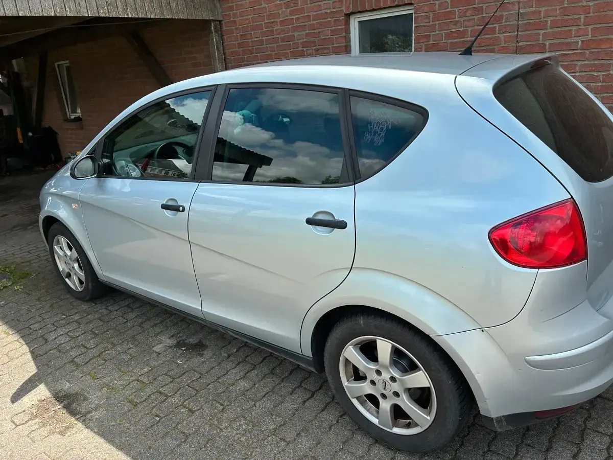 Gebraucht Seat Altea 105 PS (77 kW) 2004 Silber Van / Kleinbus