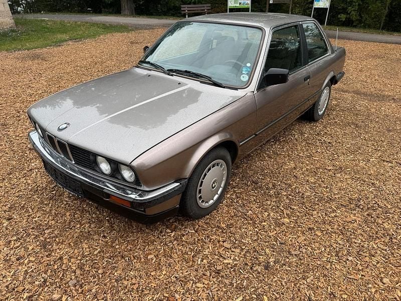 Second-hand BMW 320 129 CP (94 kW) 1987 Bej Coupe