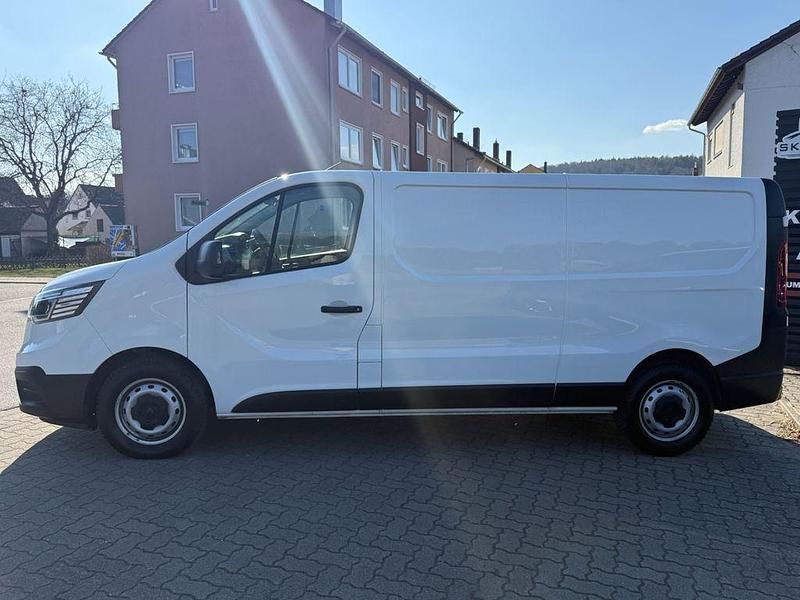 Gebraucht Renault Trafic 150 PS (110 kW) 2022 Weiß Van / Kleinbus