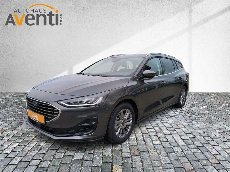 Neu Ford Focus Titanium 116 PS (85 kW) 2025 Limousine