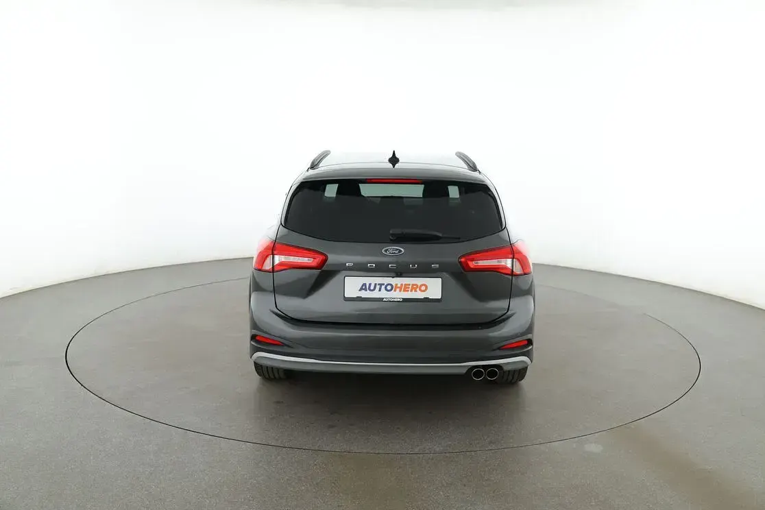 Używany Ford Focus Active 125 KM (91 kW) 2019 Szary Kombi