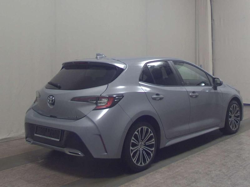 Gebraucht Toyota Corolla Team 184 PS (135 kW) 2022 Cement grey (metallic) Limousine