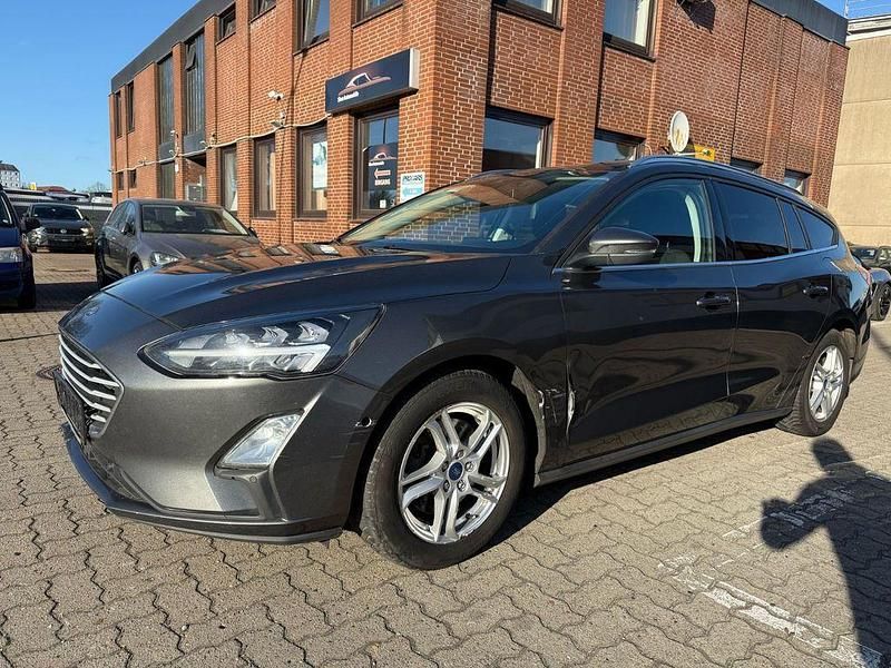 Gebraucht Ford Focus 125 PS (91 kW) 2021 Grau Limousine