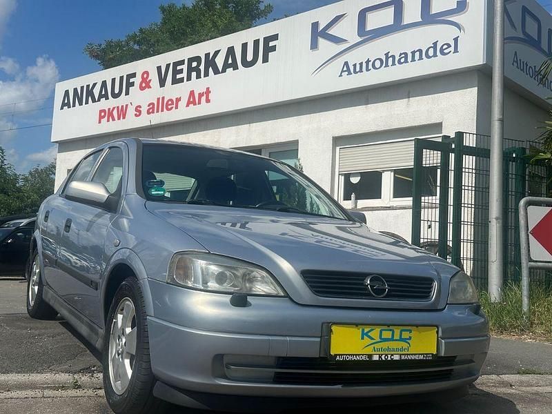 Silber Gebraucht 2001 Opel Astra Elegance Limousine | 1.950 € (Fairer Preis) - Bild 1/4