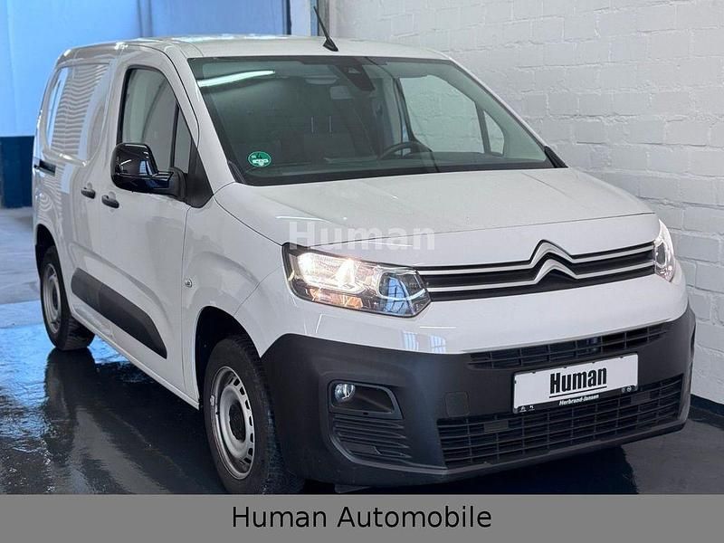Gebraucht Citroën Berlingo 102 PS (75 kW) 2023 Weiß Van / Kleinbus