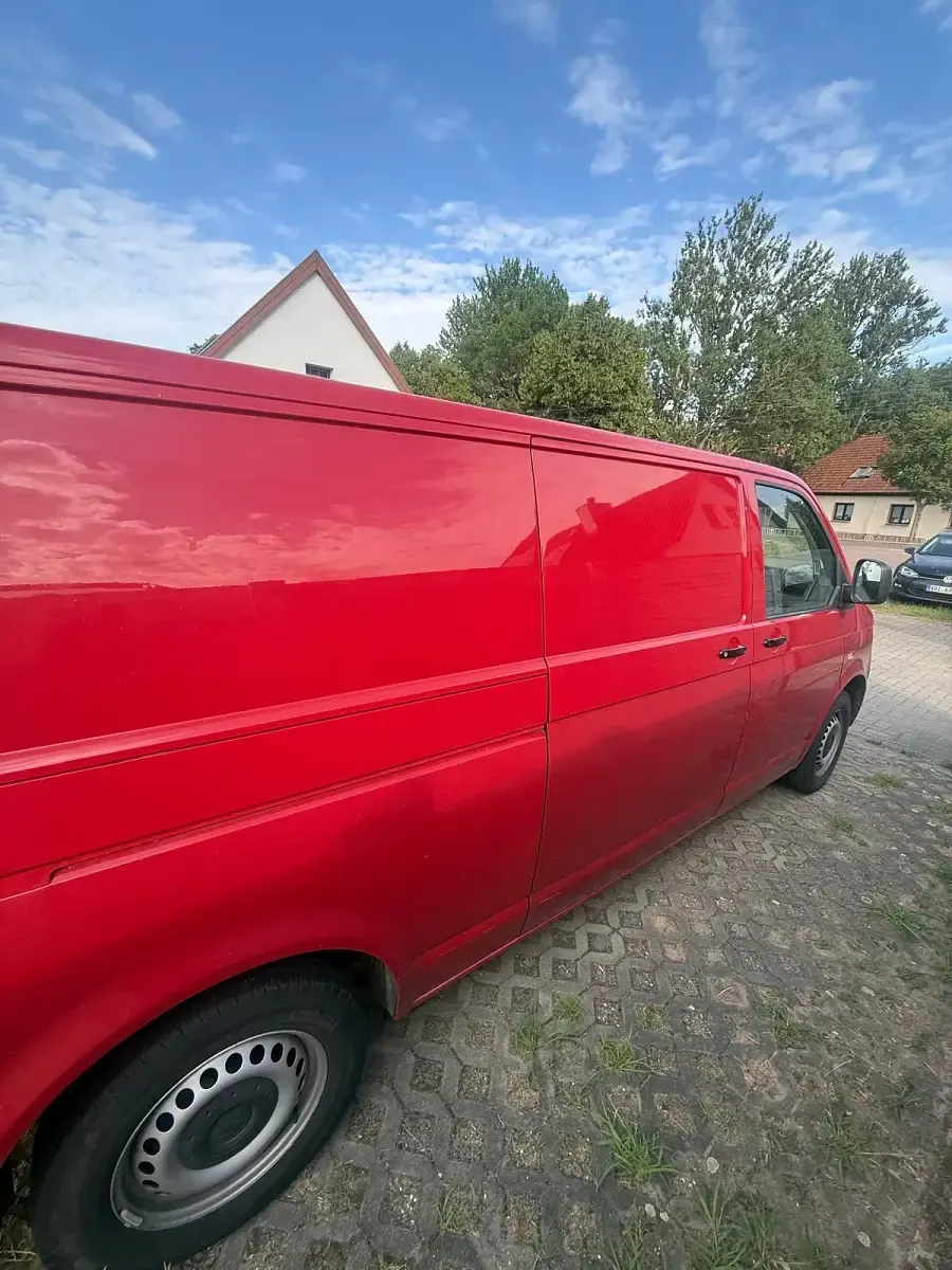 Gebraucht VW Multivan 102 PS (75 kW) 2009 Rot Van / Kleinbus