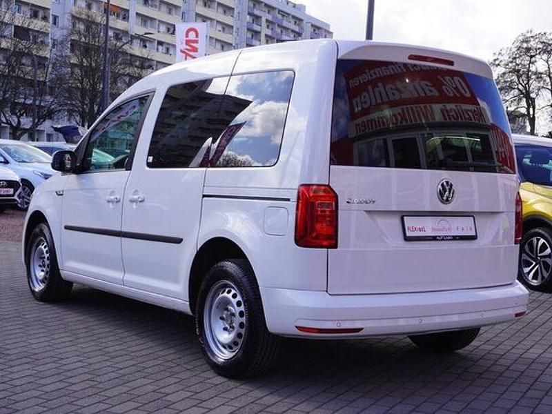 Gebraucht VW Caddy 102 PS (75 kW) 2021 Weiß Van / Kleinbus