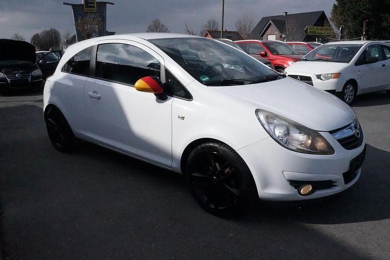 Gebraucht Opel Corsa 87 PS (63 kW) 2010 Weiß Kleinwagen