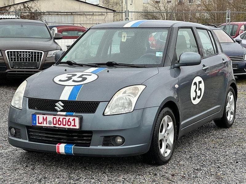 Grau Gebraucht 2007 Suzuki Swift Comfort Limousine | 1.800 € (Superpreis) - Bild 1/4