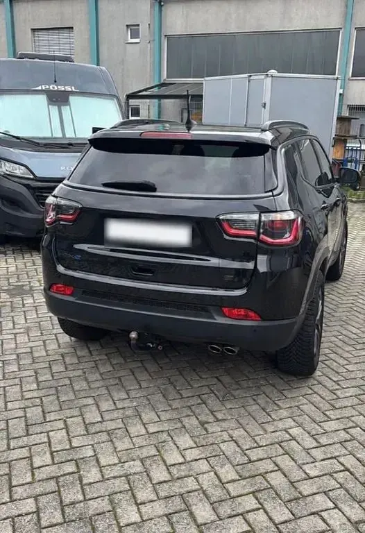 Gebraucht Jeep Compass 241 PS (177 kW) 2021 Schwarz SUV