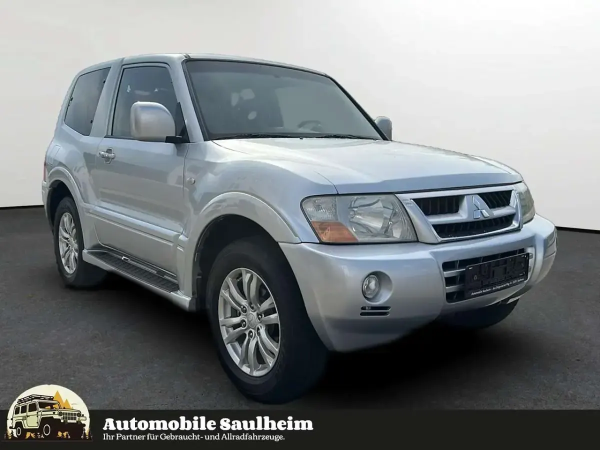 Gebraucht Mitsubishi Pajero Elegance 160 PS (117 kW) 2003 Silber SUV