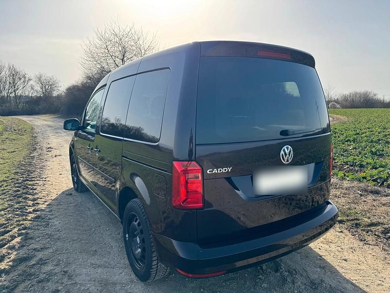 Usata VW Caddy 131 CV (96 kW) 2020 Viola Monovolume