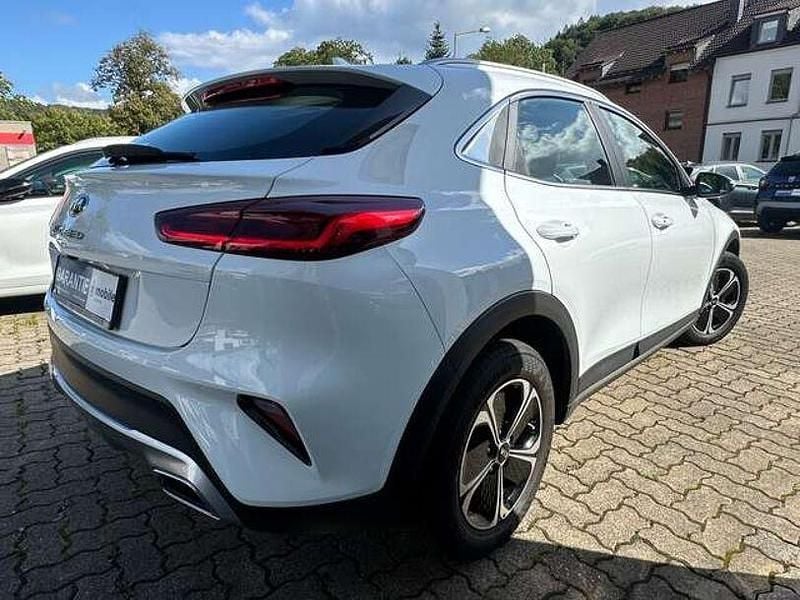 Second-hand Kia XCeed Vision 141 CP (103 kW) 2021 Alb SUV