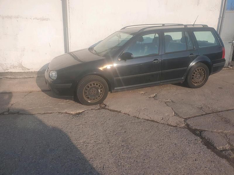 Gebraucht VW Golf IV 116 PS (85 kW) 2001 Schwarz Kombi