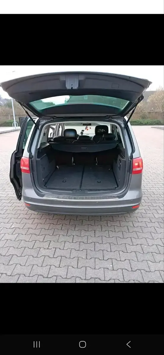 Gebraucht VW Sharan 105 PS (77 kW) 2012 Grau Van / Kleinbus