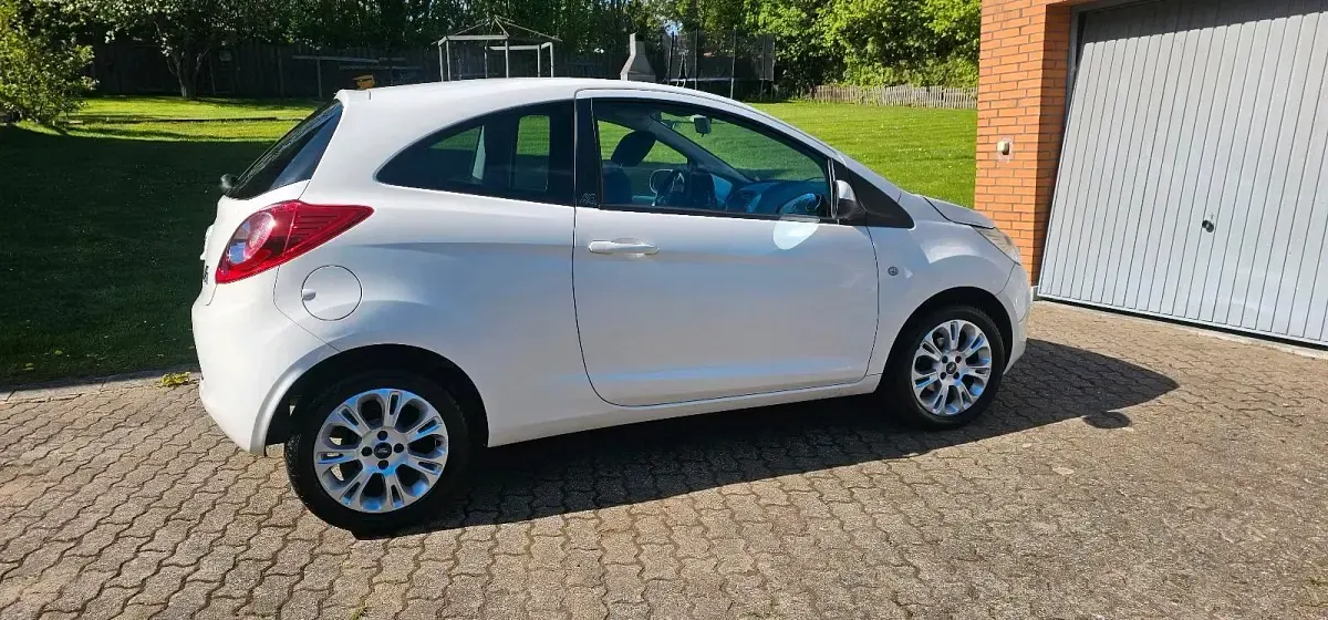 Usata Ford Ka 60 CV (44 kW) 2009 Bianco Utilitaria