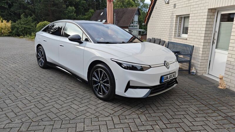 Weiß Gebraucht 2023 VW ID.7 Pro Limousine | 42.900 € (Superpreis) - Bild 1/4