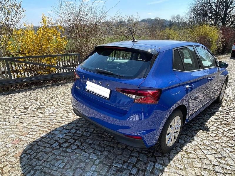 Usado Skoda Fabia Active 65 HP (47 kW) 2023 Azul Citadino