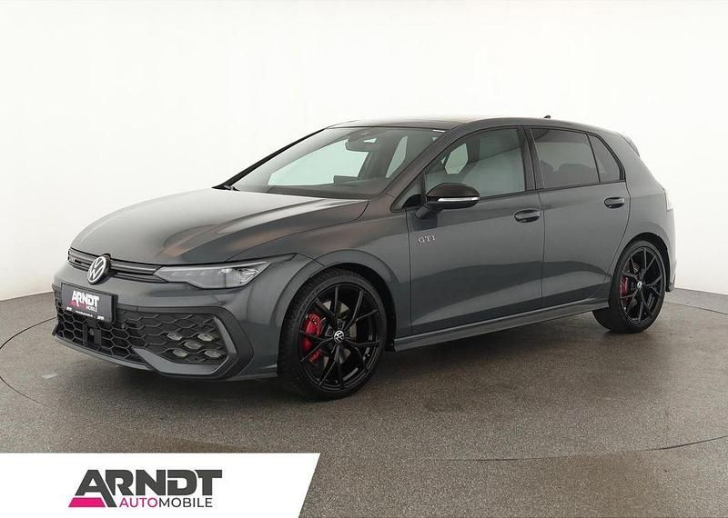 Grau Gebraucht 2025 VW Golf GTI Limousine | 39.484 € - Bild 1/4