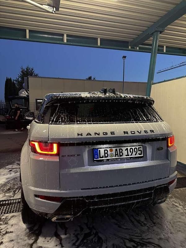 Weiß Gebraucht 2018 Land Rover Range Rover evoque SE Dynamic SUV | 19.100 € (Fairer Preis) - Bild 1/4