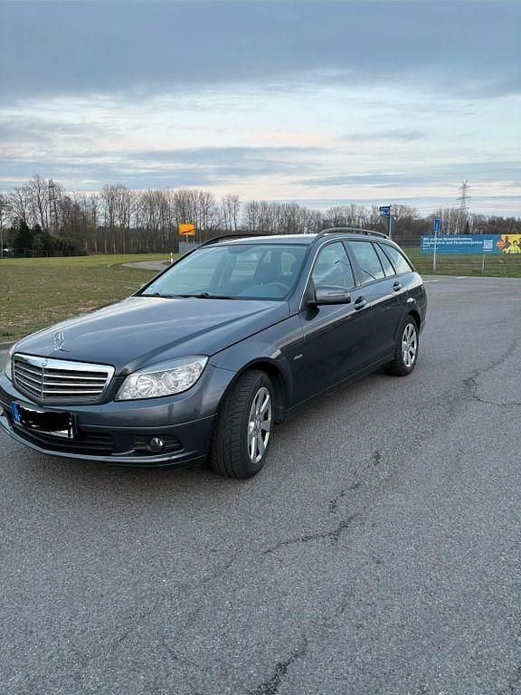 Second-hand Mercedes C200 136 CP (100 kW) 2010 Gri Break