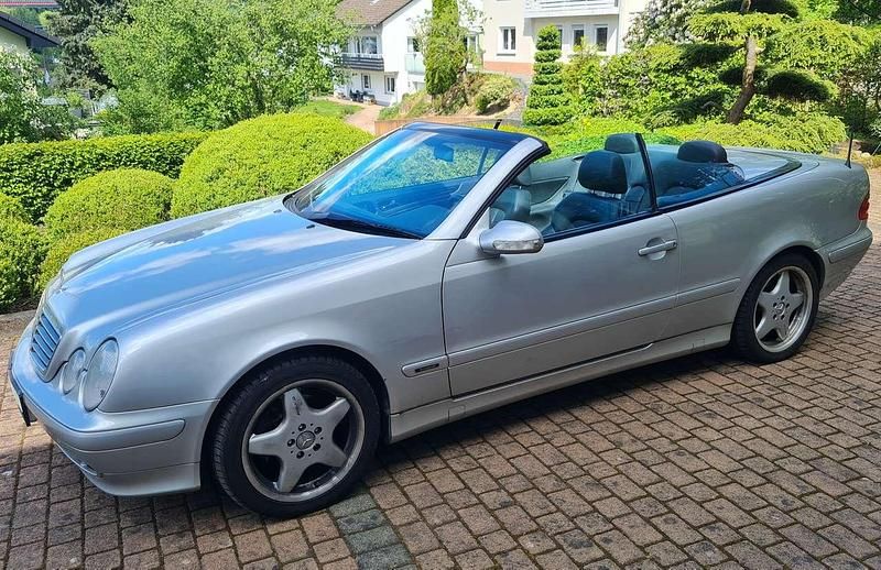 Silber Gebraucht 2000 Mercedes CLK230 Cabrio | 9.200 € (Teuer) - Bild 1/4