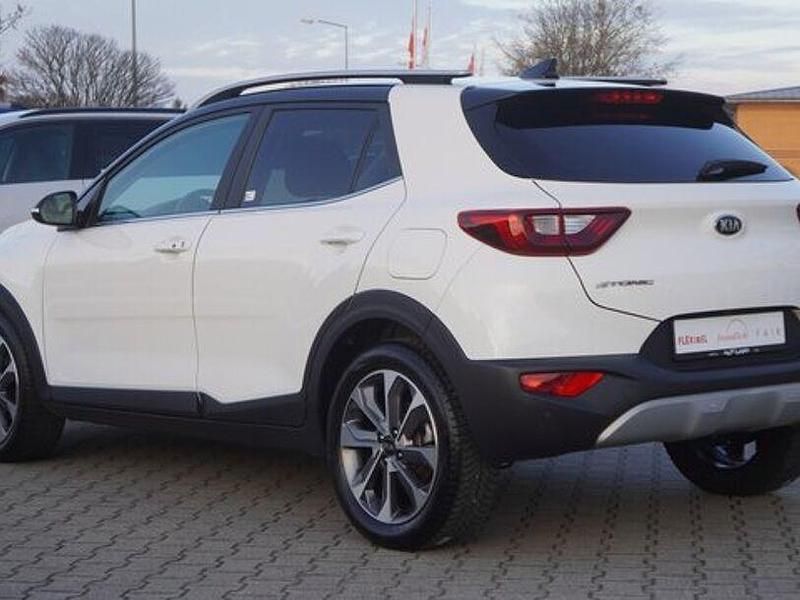 Gebraucht Kia Stonic Spirit 120 PS (88 kW) 2020 Weiß SUV