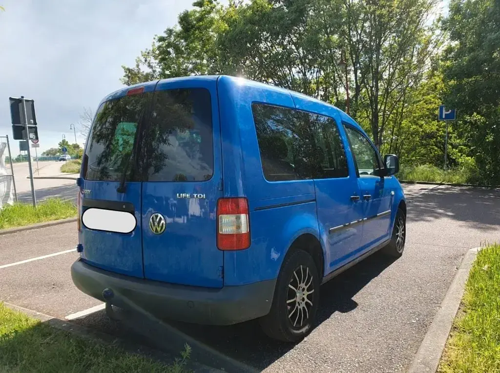 Używany VW Caddy Life 105 KM (77 kW) 2005 Niebieski Minivan