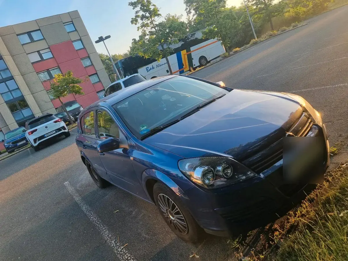 Gebraucht Opel Astra 2005 Blau Limousine