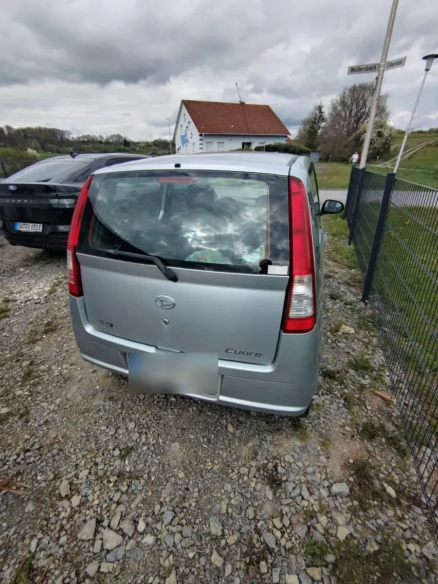 Gebraucht Daihatsu Cuore 58 PS (42 kW) 2004 Silber Kleinwagen