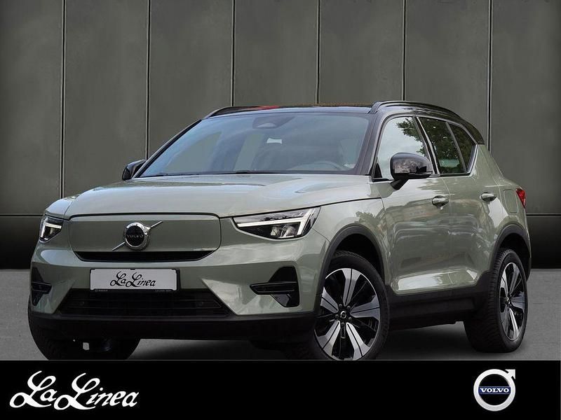 Grün Gebraucht 2022 Volvo XC40 Plus SUV | 27.940 € (Superpreis) - Bild 1/3