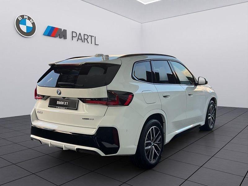 Neu BMW iX1 M Sport 150 kW (204 PS) 2026 Weiß SUV
