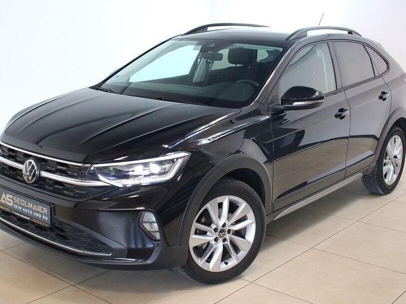 Gebraucht VW Taigo Life 110 PS (80 kW) 2022 Deep black perleffekt SUV