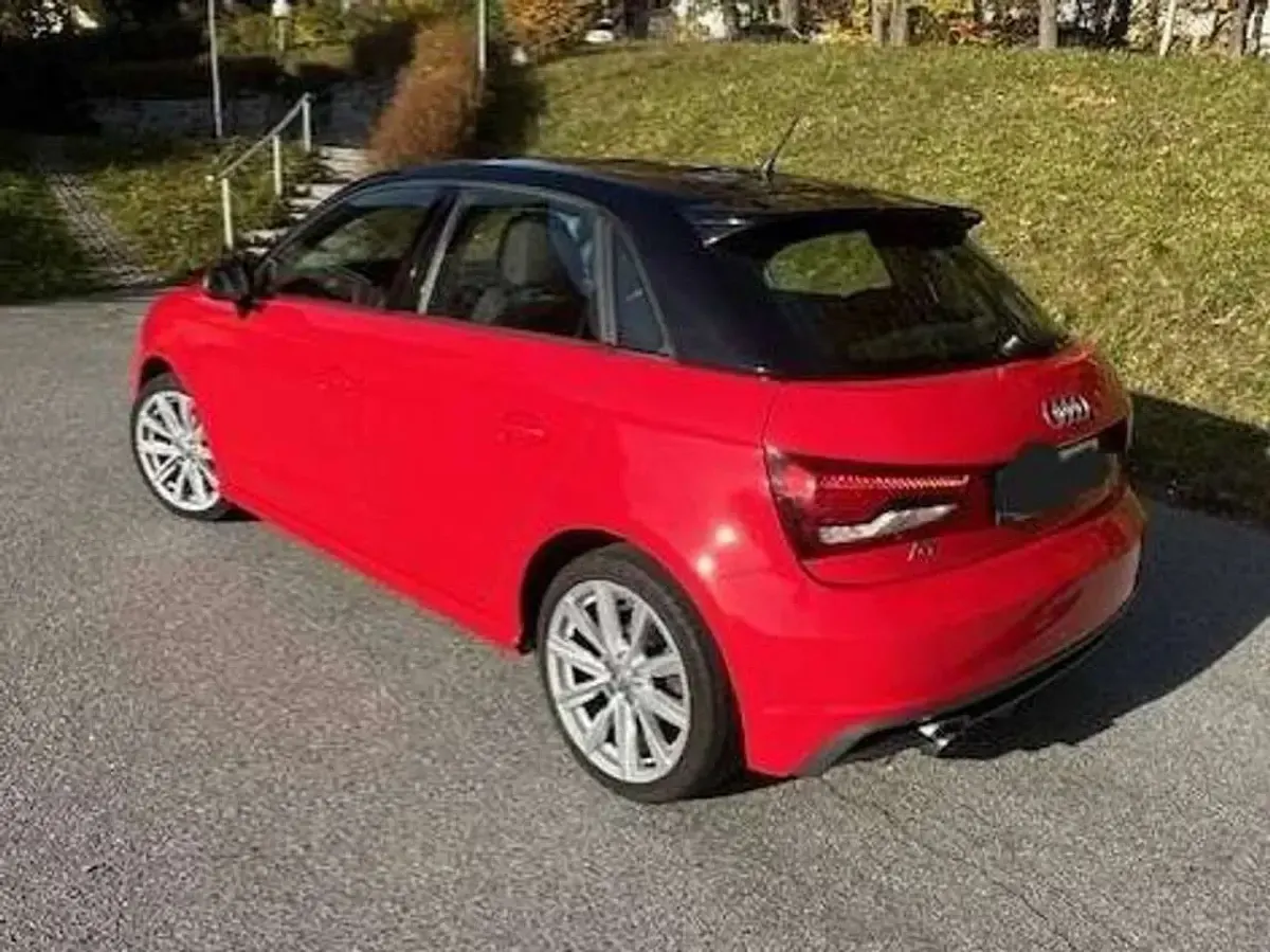 Gebraucht Audi A1 Sportback 95 PS (69 kW) 2016 Rot Kleinwagen