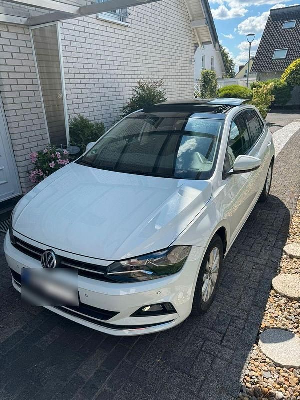 Gebraucht VW Polo Highline 95 PS (69 kW) 2018 Weiß Kleinwagen